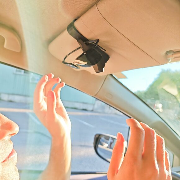 Car Sun Visor Glasses Holder Clip Sun glass & Ticket Organizer Any Vehicle - Picture 3 of 9